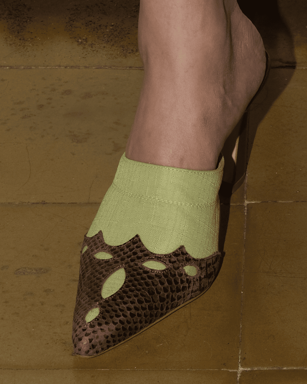 Western Affair - Cowgirl Mule Skivie Green