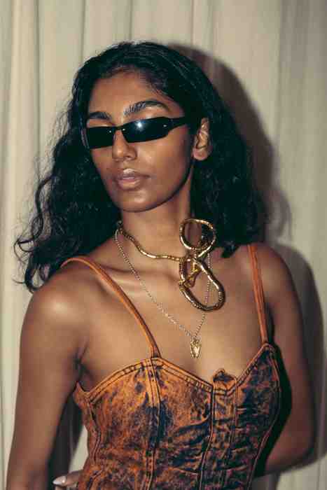 Bezkształtna złota pętla