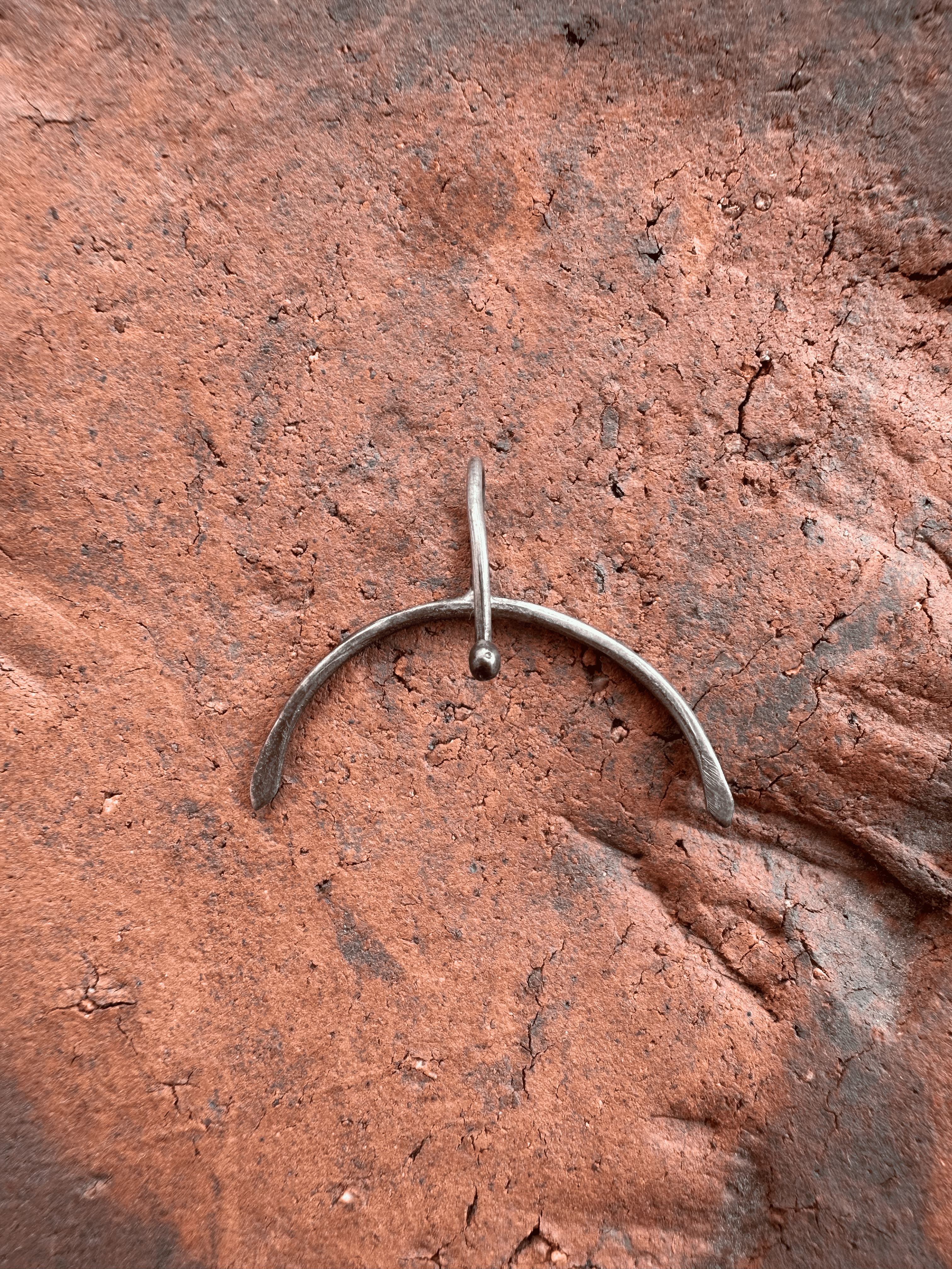 TARA BY LARA - SAHAR EAR CUFF