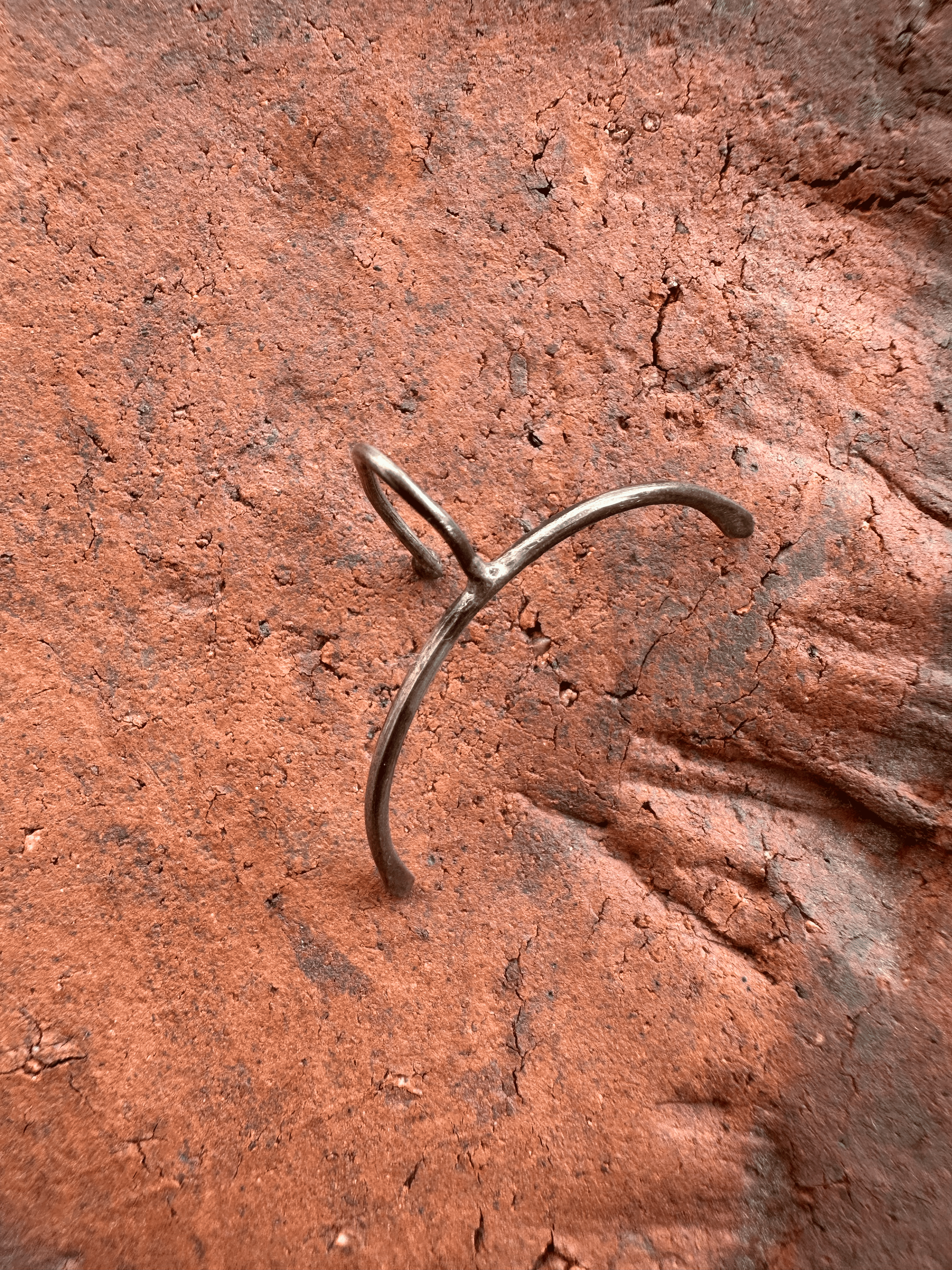 TARA BY LARA - SAHAR EAR CUFF