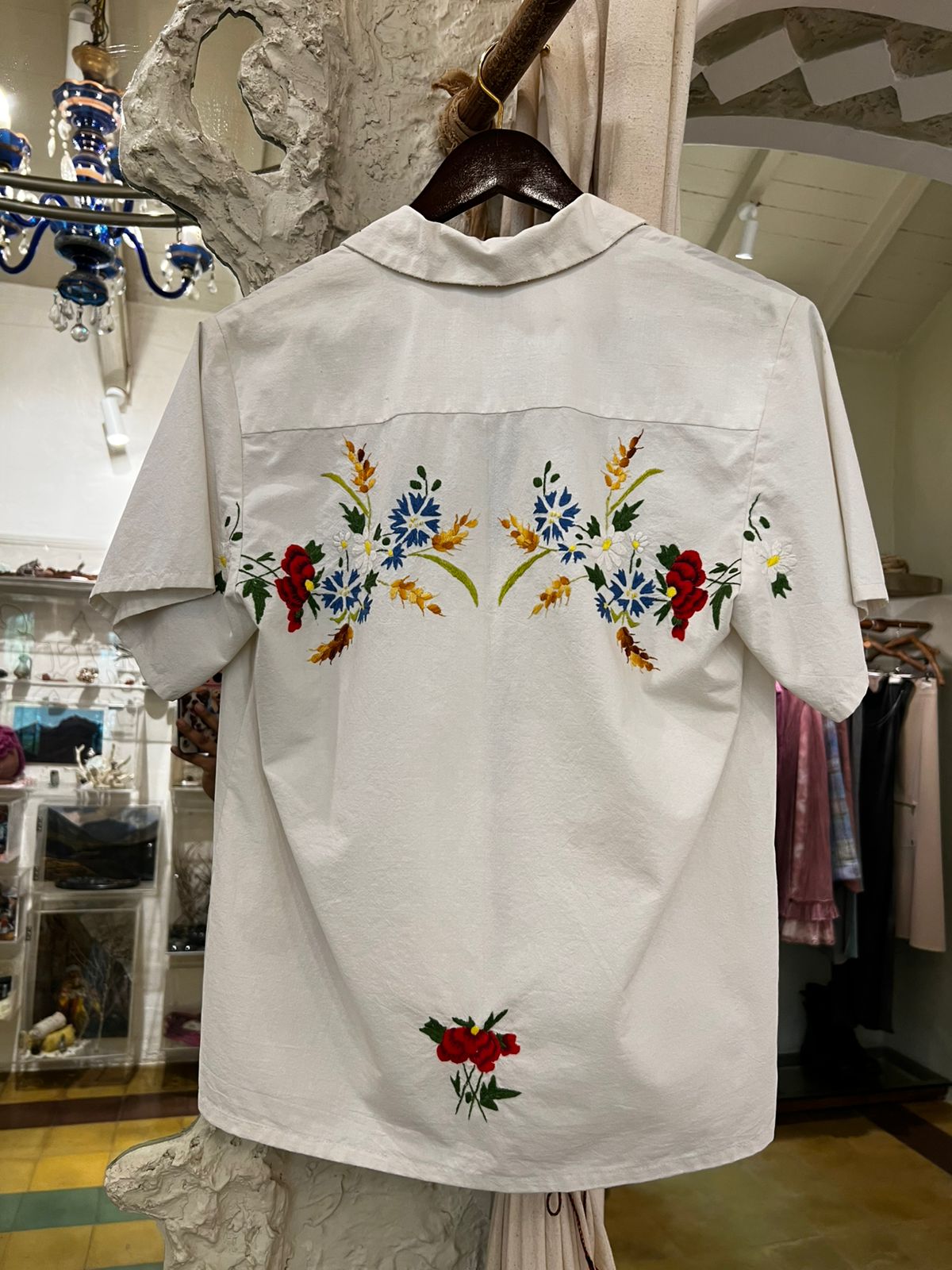 Behen White Floral Embroidered Shirt
