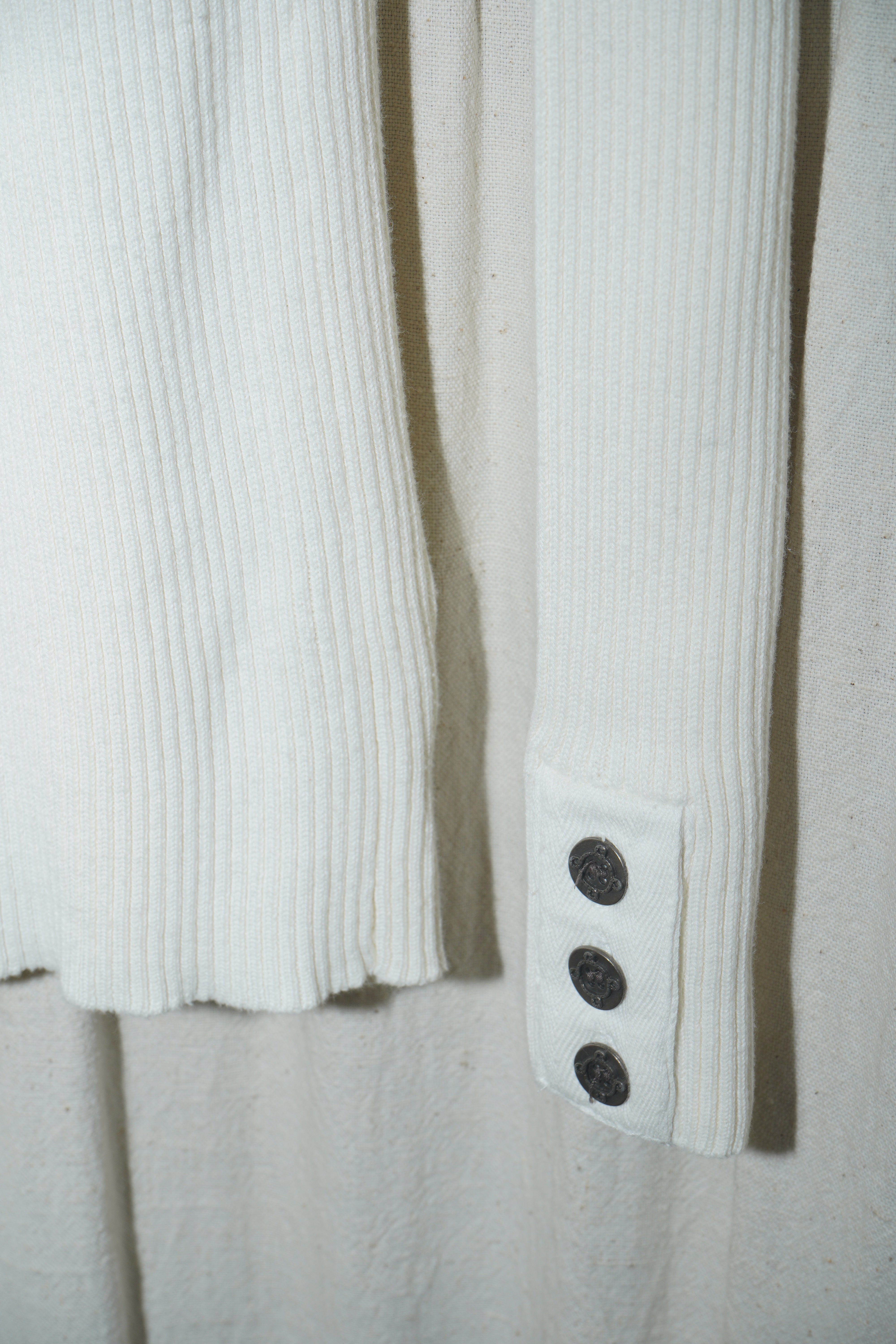 Carnet De Vol - Biały sweter