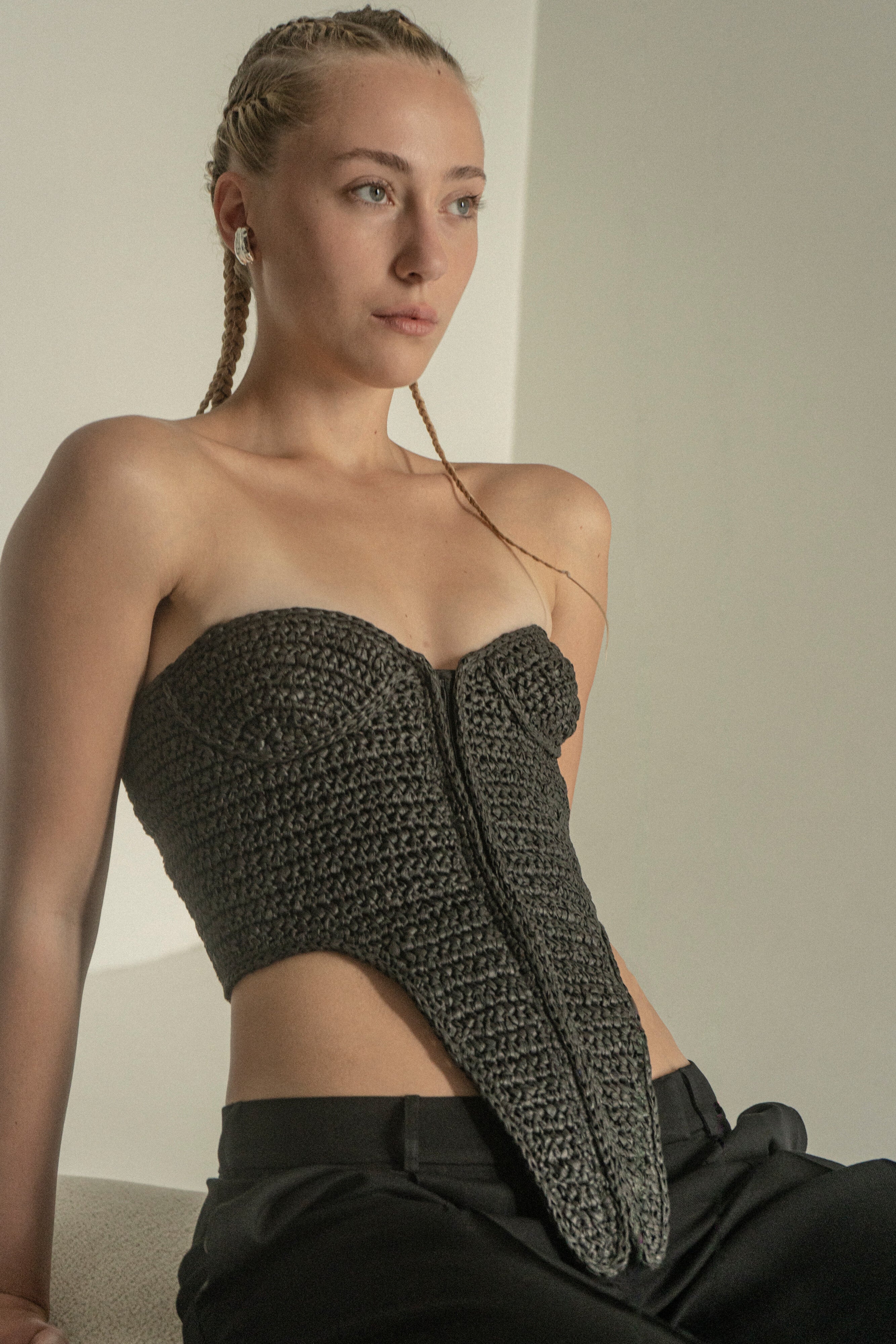 Copy of km-by-lange-pirogova-black-raffia-handmade-corset-0006.jpg