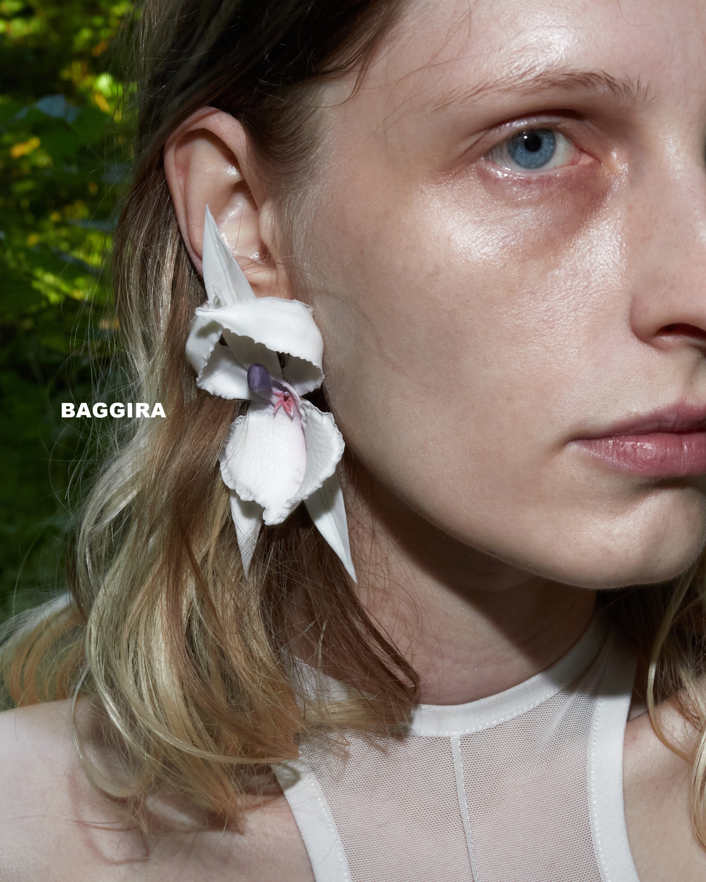 Baggira - Ballerina orchid earrings