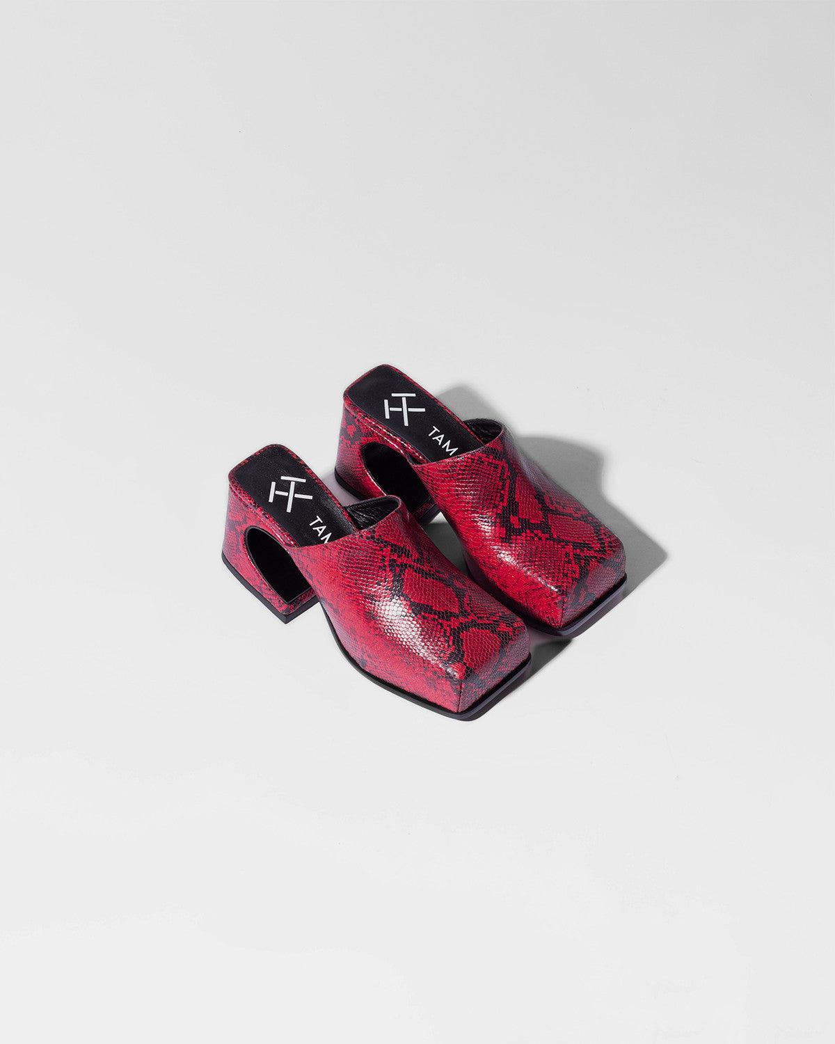 Tama Toby - Red Snakeskin Mule